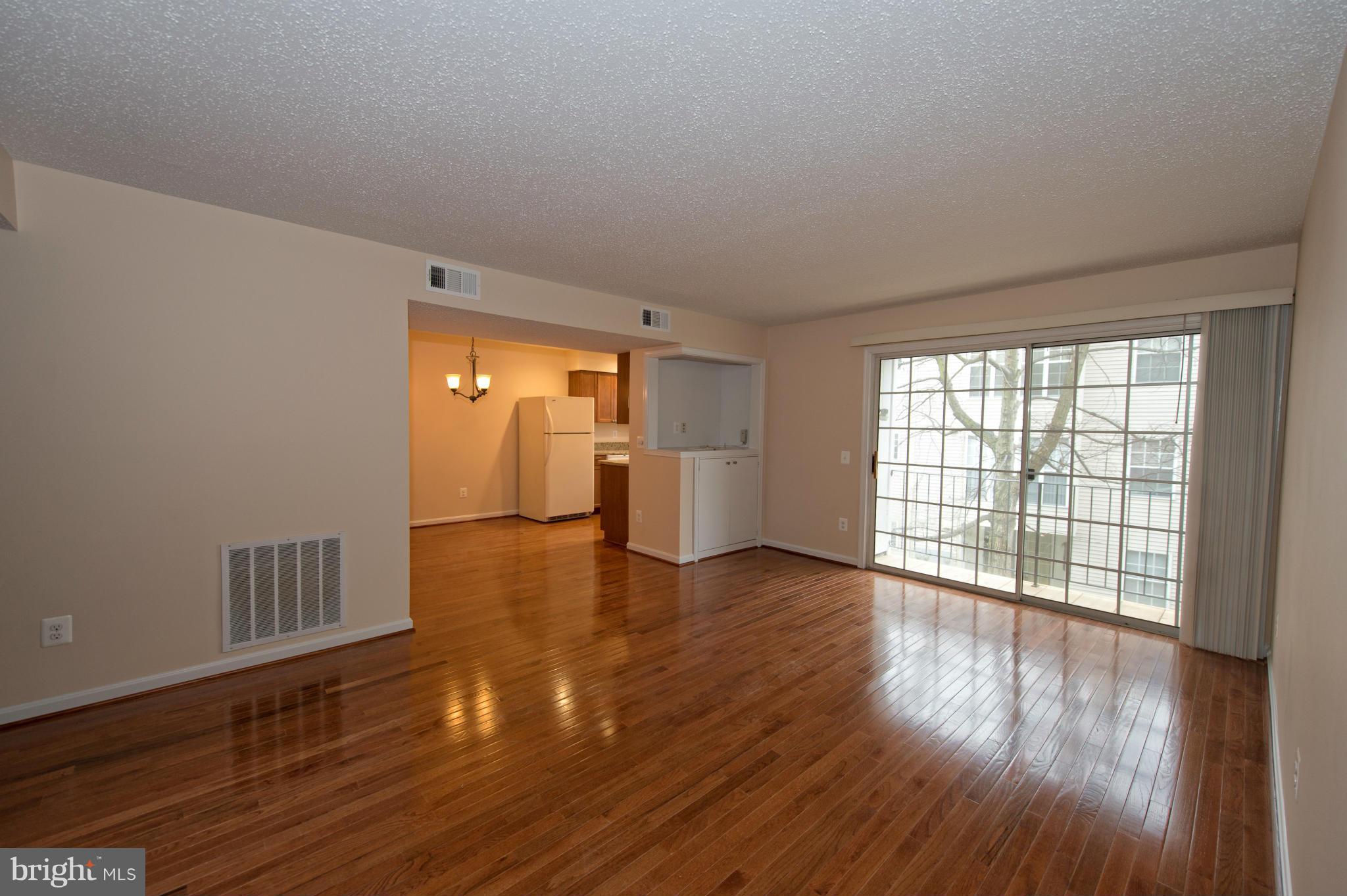 114 Fort Evans Road Southeast, Unit C Leesburg, VA 20175 - Photo 2 of 18 Family Room