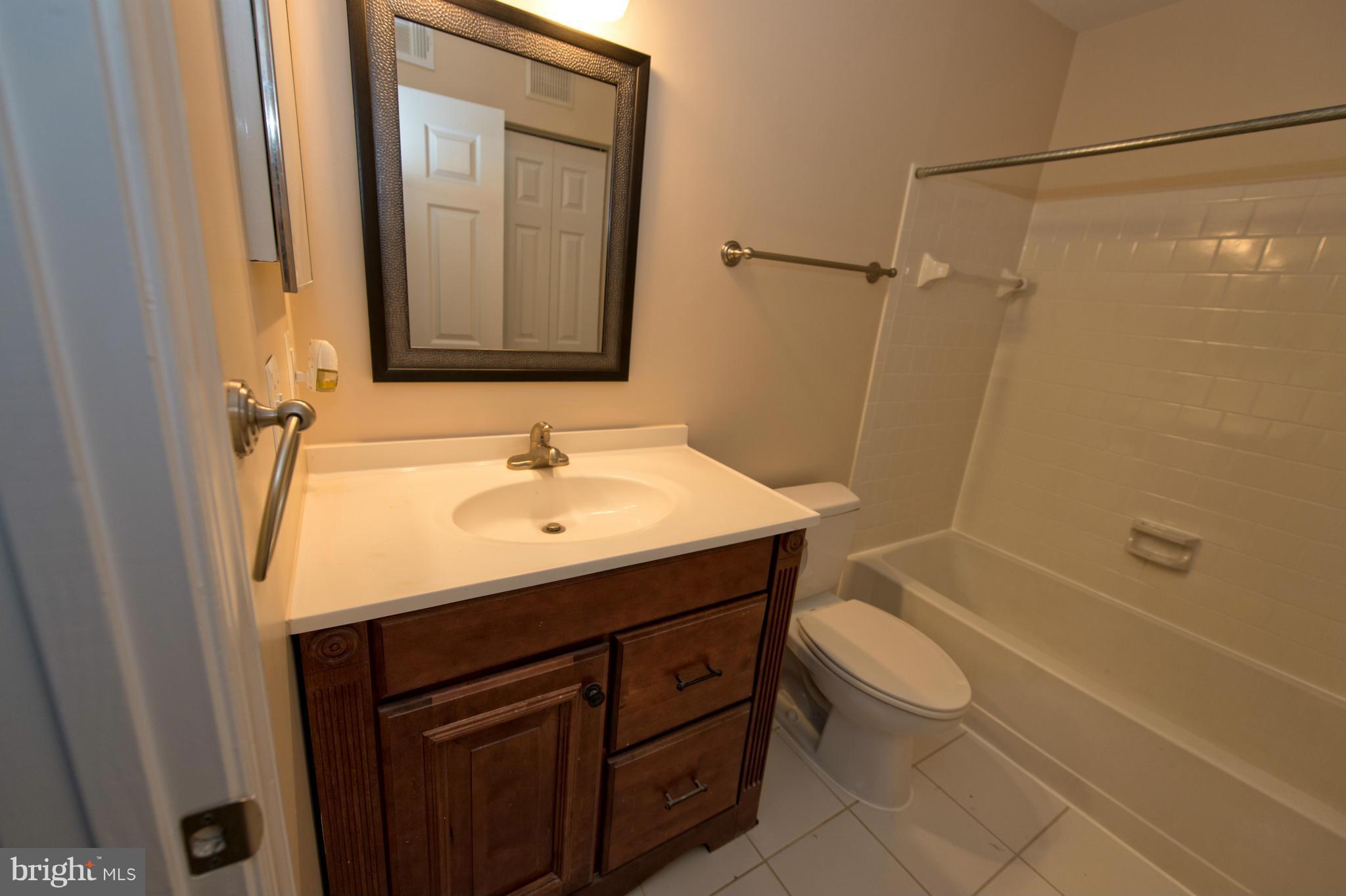 114 Fort Evans Road Southeast, Unit C Leesburg, VA 20175 - Photo 14 of 18 Bath
