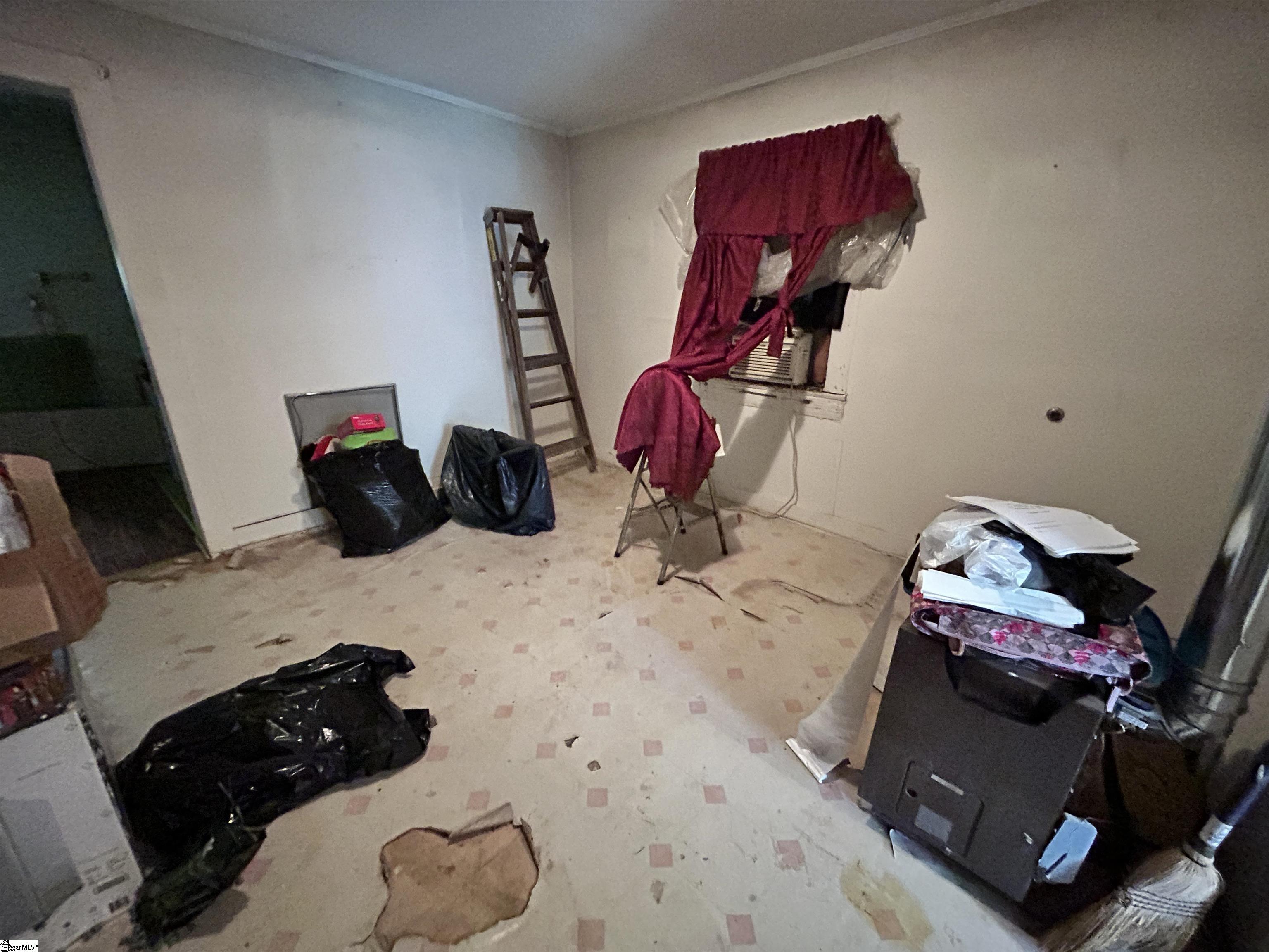 13 Market Street Williamston, SC 29697 - Photo 3 of 7