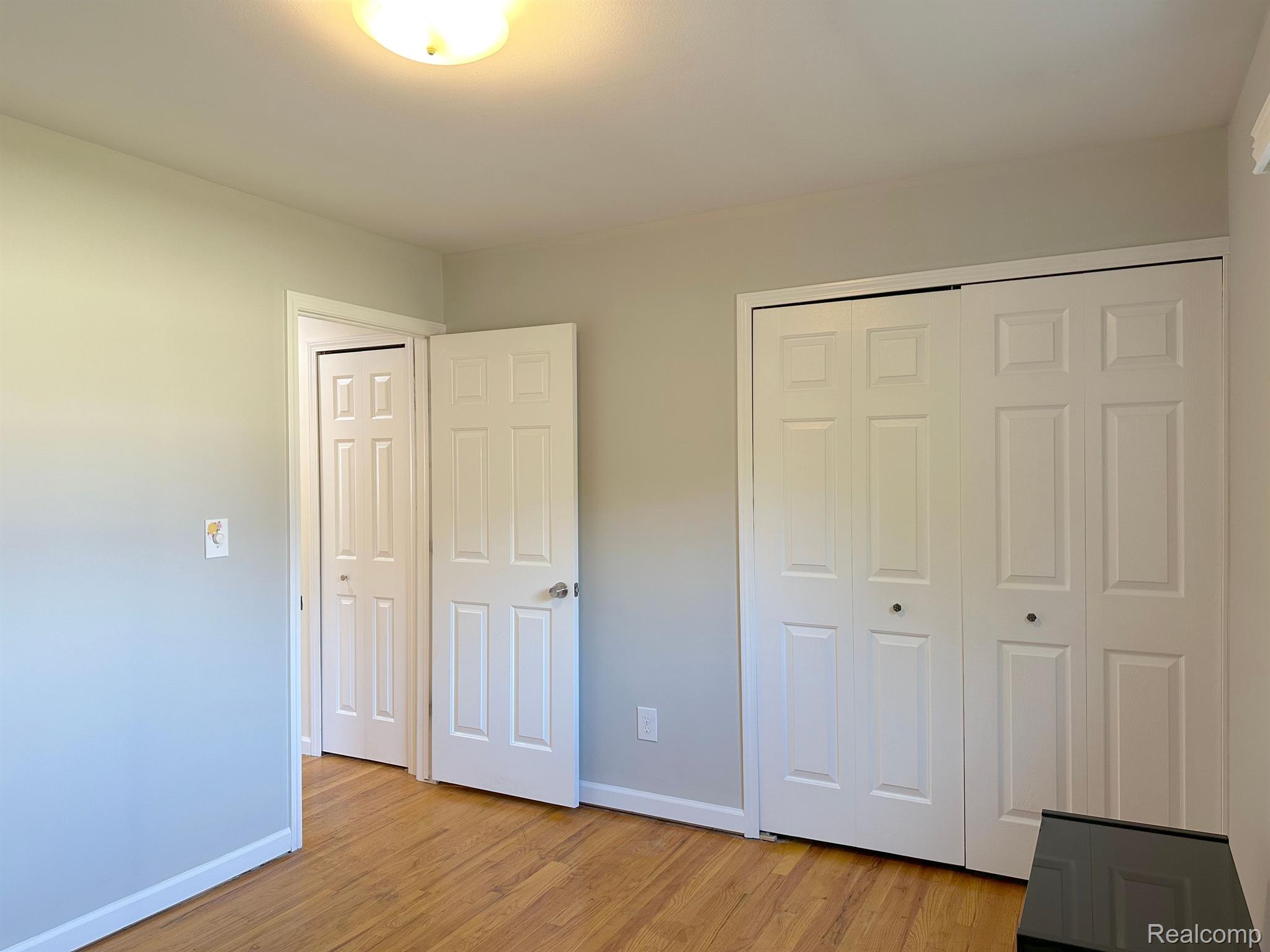 34642 Greentrees Road Sterling Heights, MI 48312 - Photo 18 of 23 Bedroom