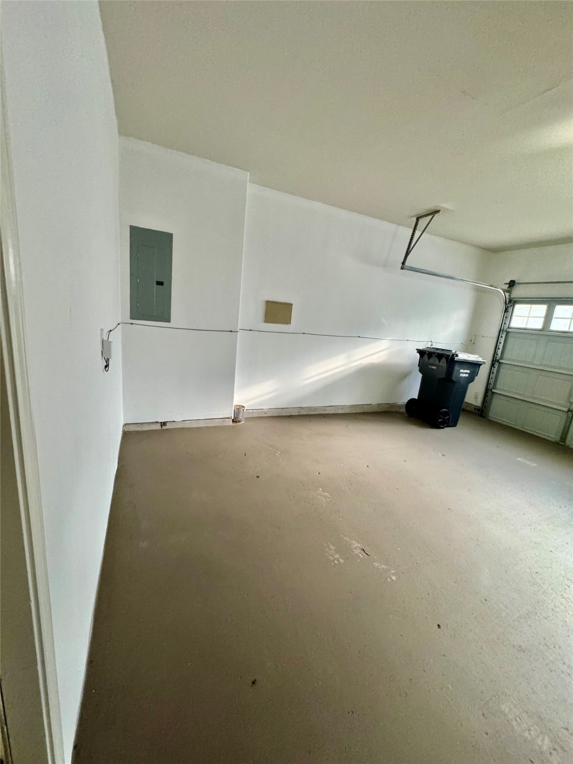 13600 Breton Ridge Street, Unit 36C Houston, TX 77070 - Photo 38 of 40 a view of livingroom