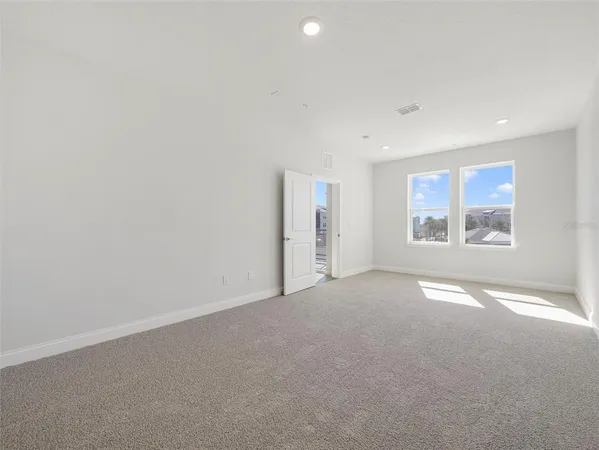 $426,990 | 7545 Laureate Boulevard, Unit 7301, Orlando, FL 32827