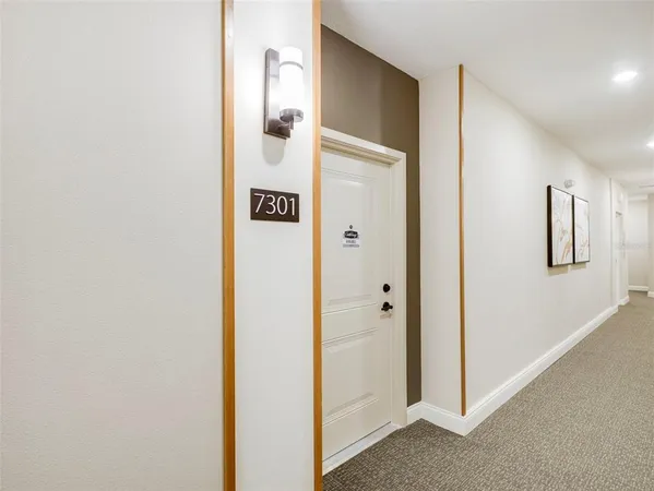 $426,990 | 7545 Laureate Boulevard, Unit 7301, Orlando, FL 32827
