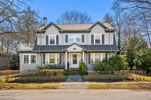 $949,000 | 15 Preston Beach Road, Marblehead, MA 01945