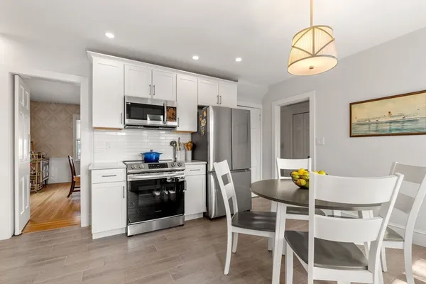 $949,000 | 15 Preston Beach Road, Marblehead, MA 01945
