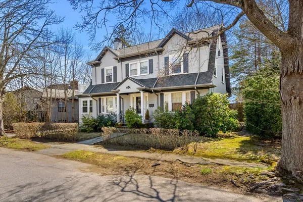 $949,000 | 15 Preston Beach Road, Marblehead, MA 01945