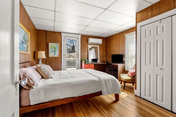 $949,000 | 15 Preston Beach Road, Marblehead, MA 01945