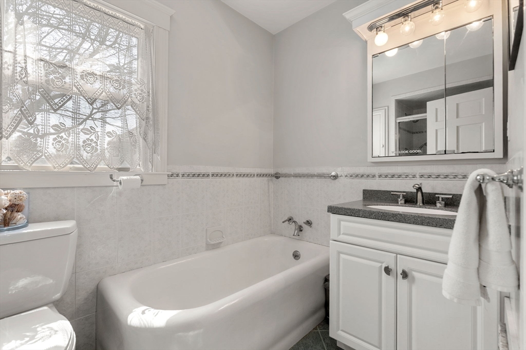 15 Preston Beach Road Marblehead, MA 01945 - Photo 32 of 42