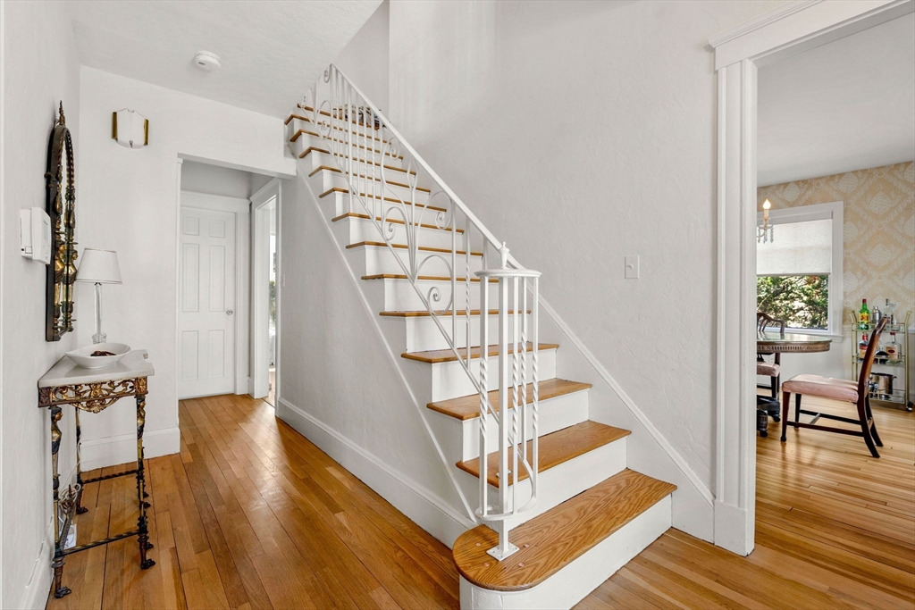 15 Preston Beach Road Marblehead, MA 01945 - Photo 4 of 42