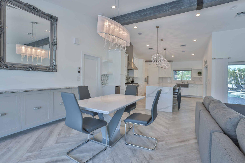 713 Forsyth Street Boca Raton, FL 33487 - Photo 16 of 39 Dining