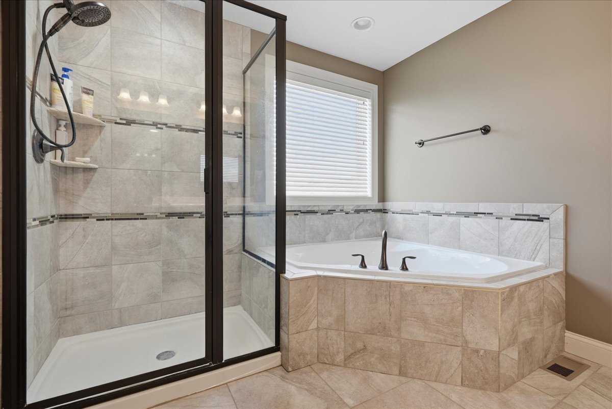 2604 Red Rock Road Normal, IL 61761 - Photo 24 of 55