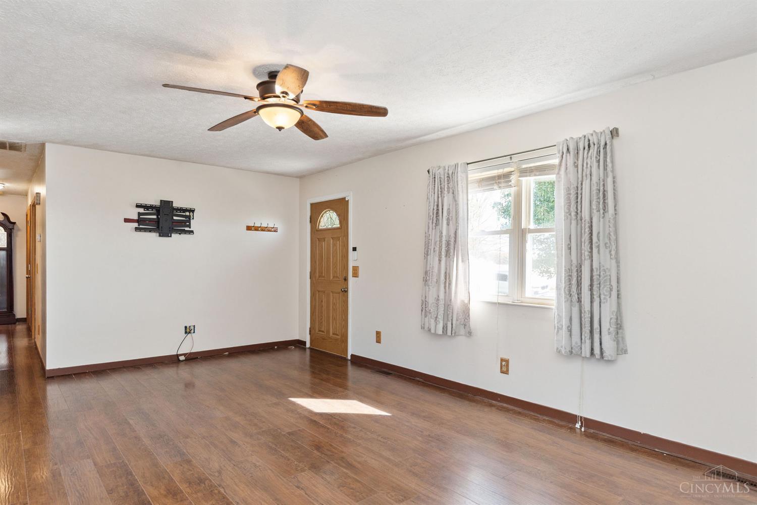 2271 Tucker Road Blanchester, OH 45107 - Photo 20 of 30 Gallery Image 20