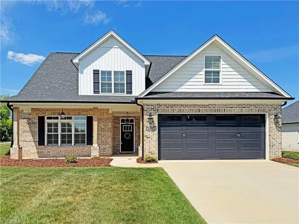 $525,000 | 3905 Wynne Brook Court, High Point, NC 27265
