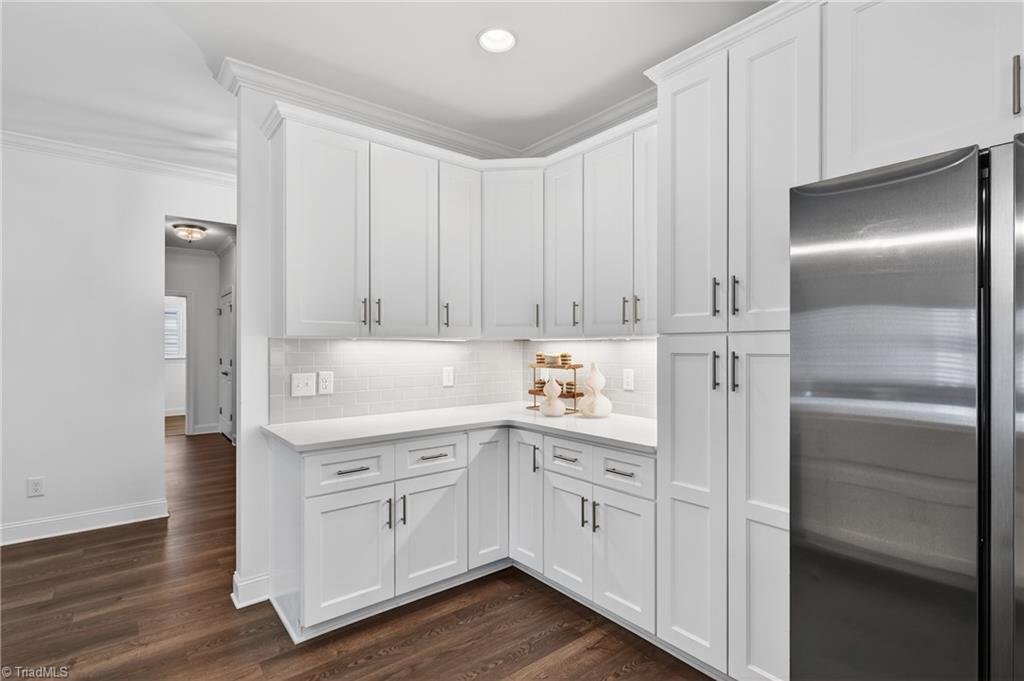 3905 Wynne Brook Court High Point, NC 27265 - Photo 14 of 43