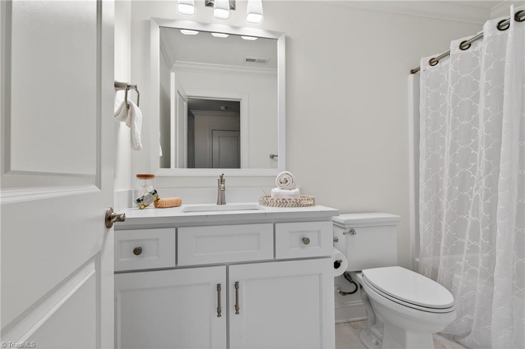 3905 Wynne Brook Court High Point, NC 27265 - Photo 35 of 43