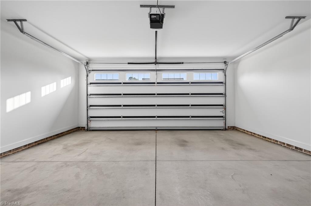 3905 Wynne Brook Court High Point, NC 27265 - Photo 40 of 43