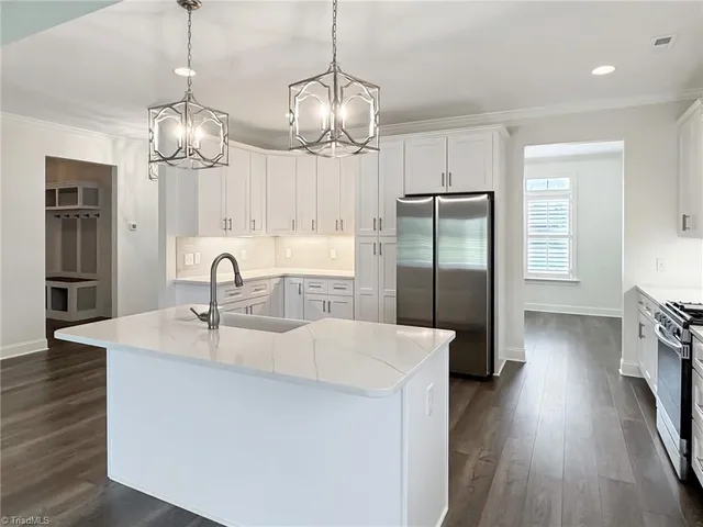 $539,900 | 3905 Wynne Brook Court, High Point, NC 27265