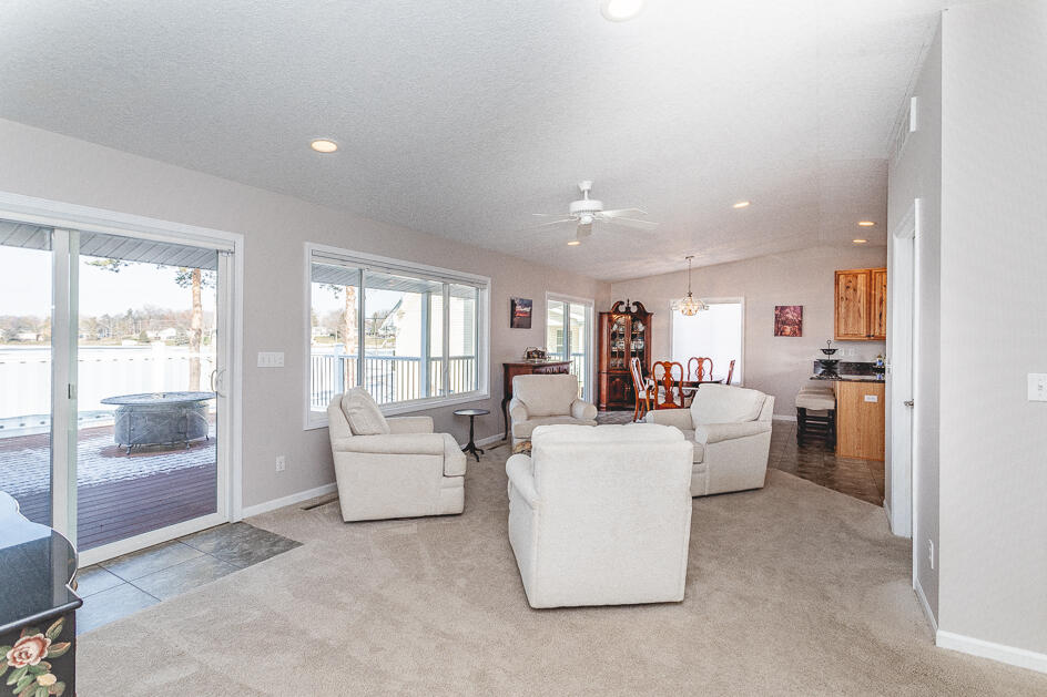 10700 Waldron Road Jerome, MI 49249 - Photo 13 of 49 5R9A0056-HDR