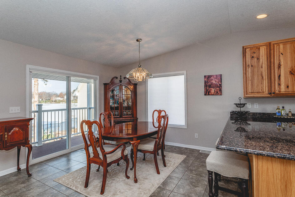 10700 Waldron Road Jerome, MI 49249 - Photo 9 of 49 5R9A0036-HDR