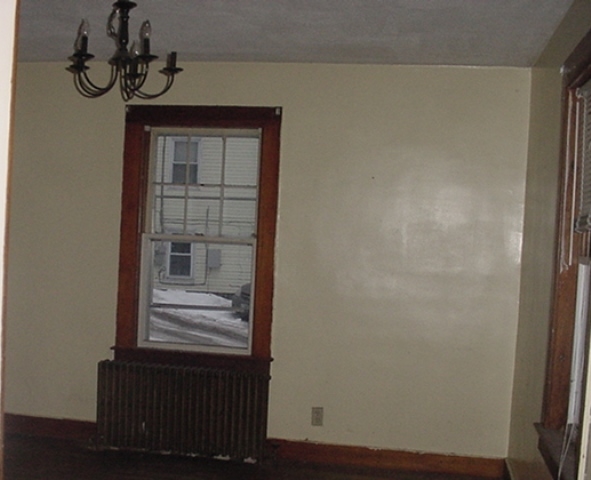 81 Mt Vernon Street Springfield, VT 05156 - Photo 3 of 10