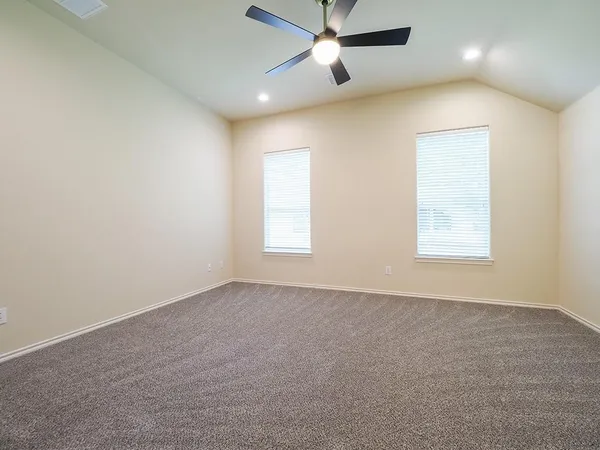 $2,400 | 3822 Vallarta Lane, Round Rock, TX 78681