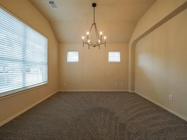 $2,400 | 3822 Vallarta Lane, Round Rock, TX 78681