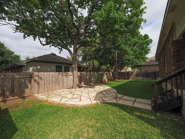 $2,400 | 3822 Vallarta Lane, Round Rock, TX 78681