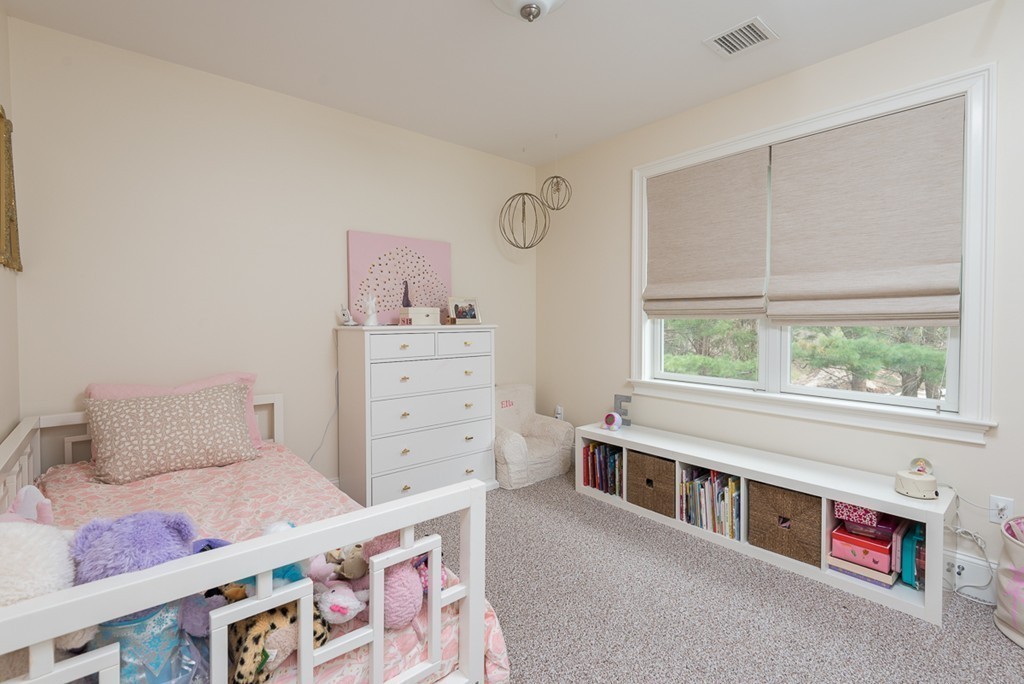 9 Riverview Road Hingham, MA 02043 - Photo 17 of 28 Gallery Image 17