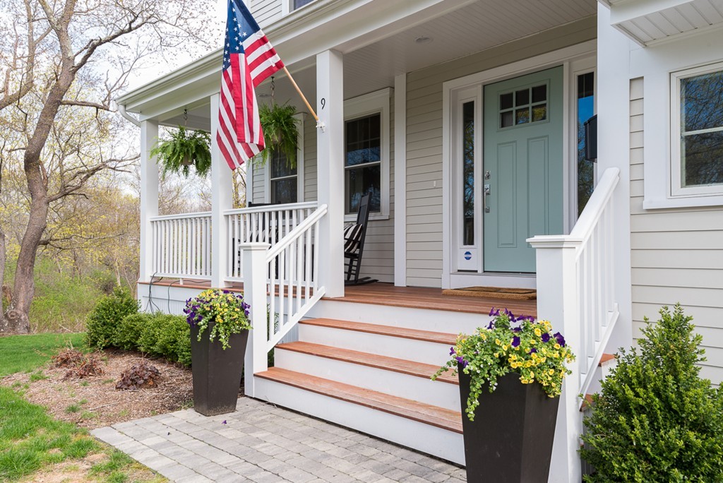 9 Riverview Road Hingham, MA 02043 - Photo 2 of 28 Gallery Image 2