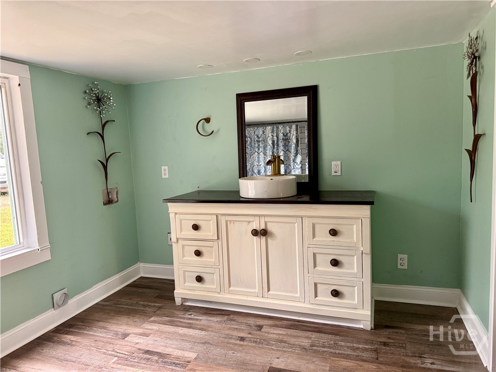 170 Circle Road Midway, GA 31320 - Photo 9 of 13