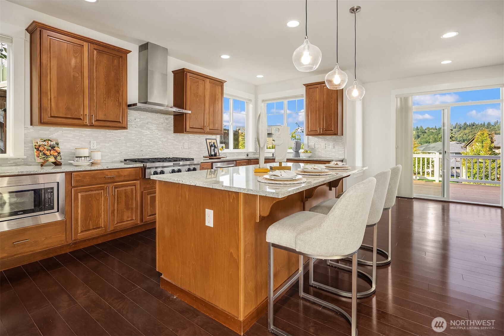 9813 Northeast 145th Street Bothell, WA 98011 - Photo 13 of 40