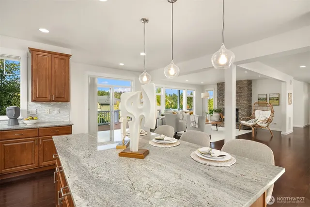 $2,136,888 | 9813 Northeast 145th Street, Bothell, WA 98011