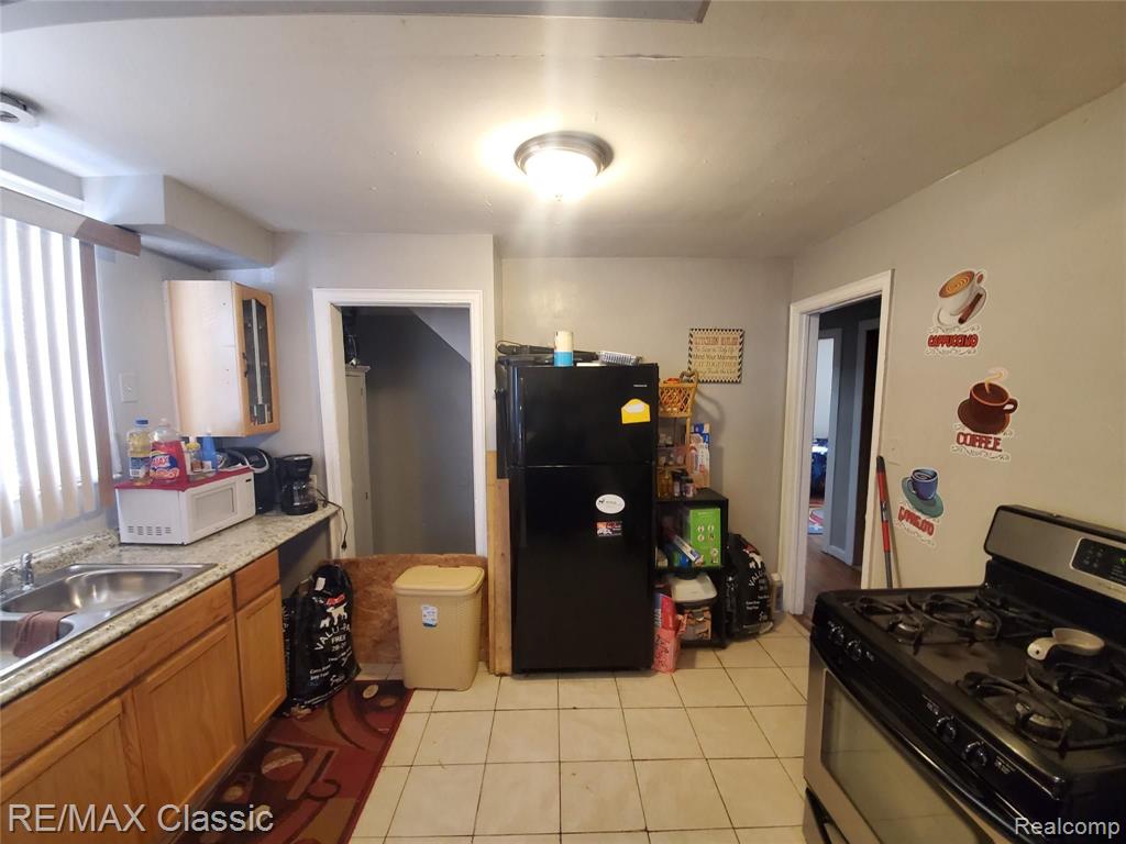20261 Forrer Street Detroit, MI 48235 - Photo 5 of 12