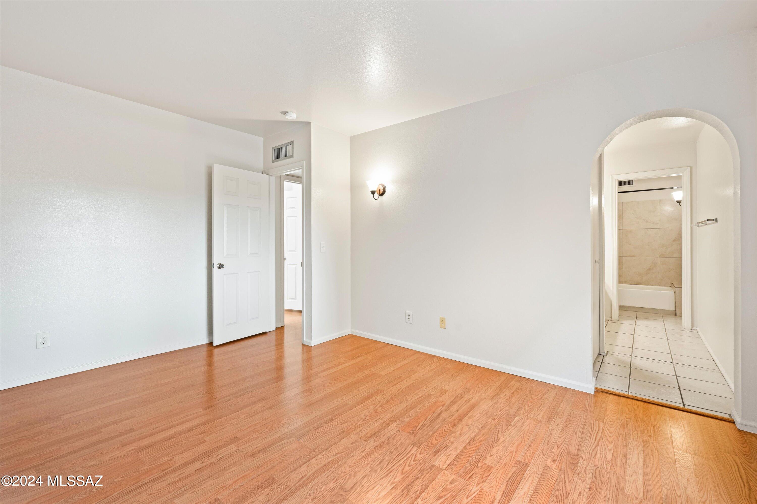 8271 North Oracle Road, Unit 245 Tucson, AZ 85704 - Photo 15 of 26 Gallery Image 15