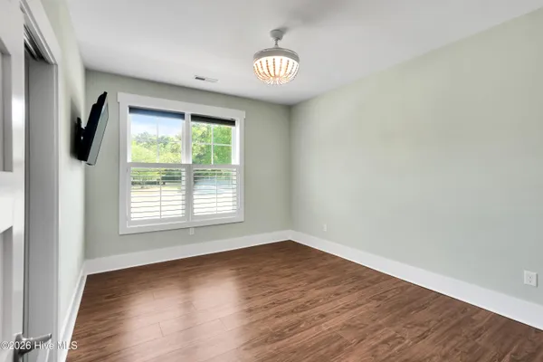 $1,020,000 | 450 Creekview Drive East, Hampstead, NC 28443