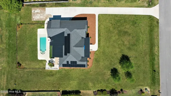 $1,020,000 | 450 Creekview Drive East, Hampstead, NC 28443