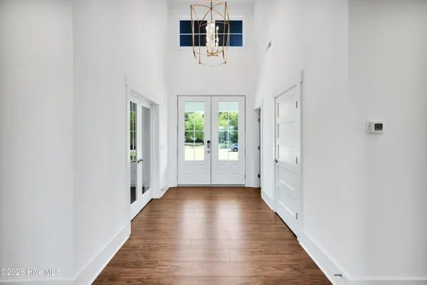 $1,020,000 | 450 Creekview Drive East, Hampstead, NC 28443