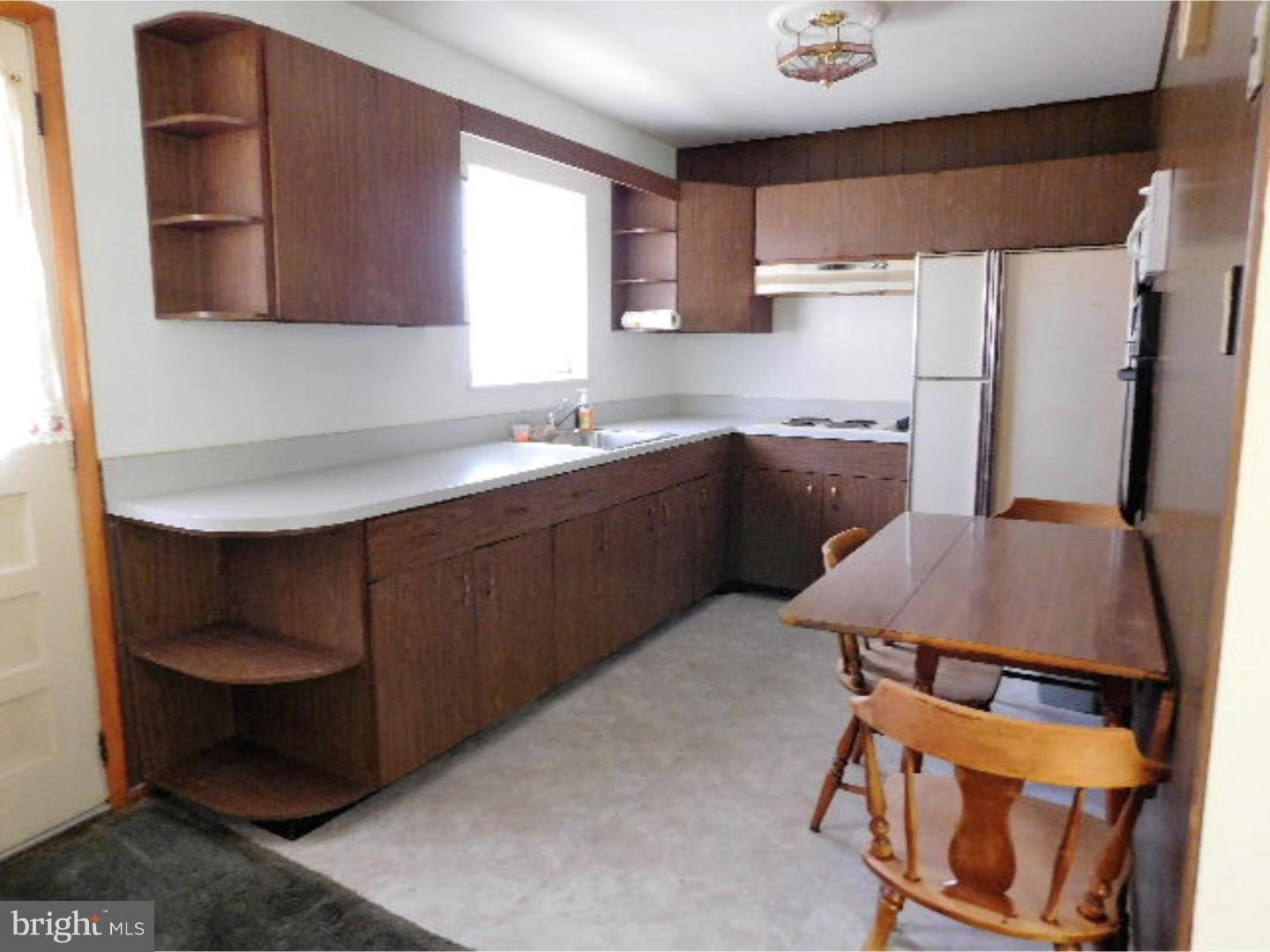 107 Maple Marlin, PA 17901 - Photo 2 of 14 Kitchen