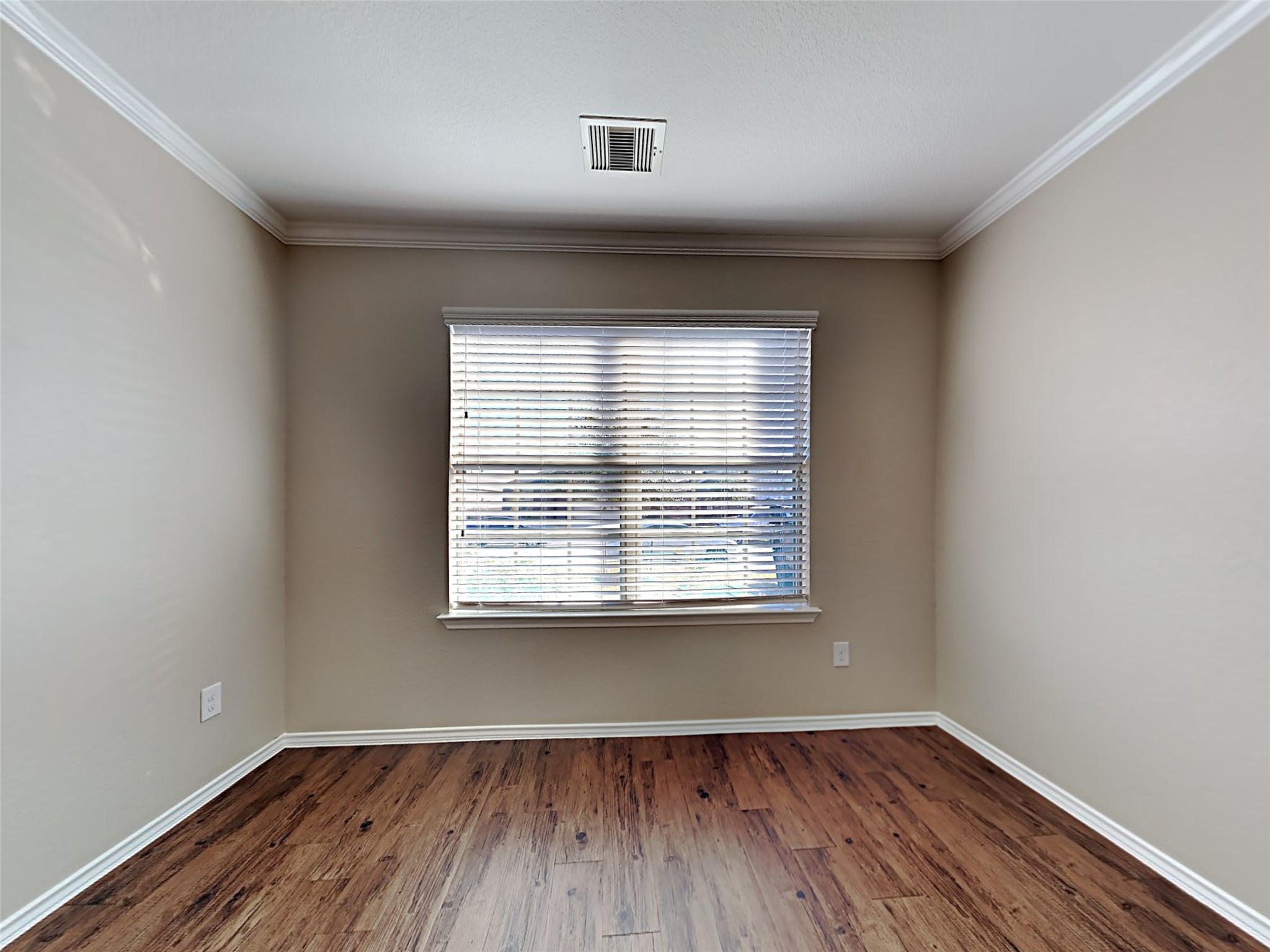 15451 Refugio Verde Way Houston, TX 77049 - Photo 5 of 20