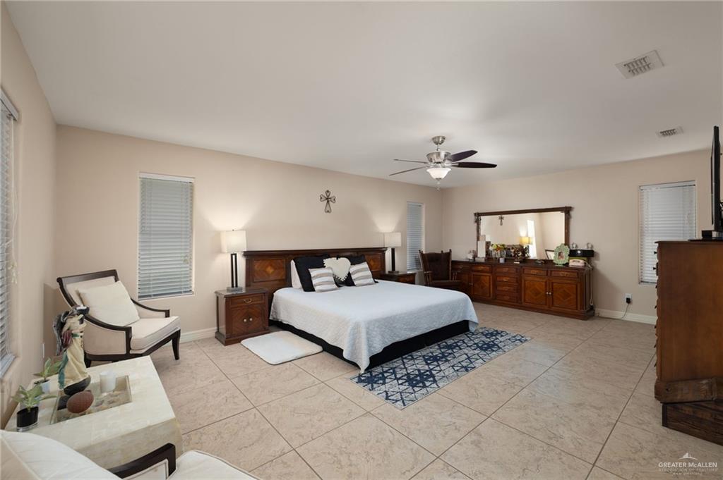 304 Ric Mar Street Edinburg, TX 78541 - Photo 12 of 24