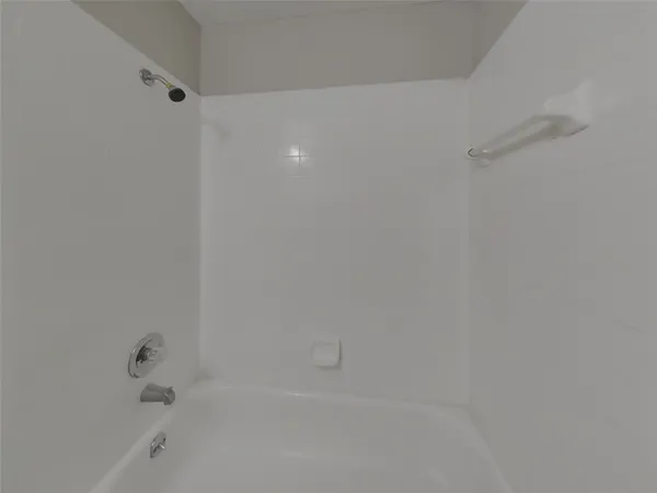 $1,589 | 6615 Laurel Glen Drive, Katy, TX 77449