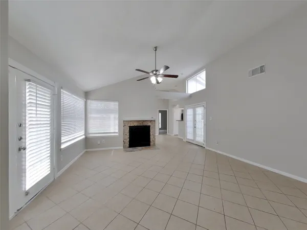 $1,589 | 6615 Laurel Glen Drive, Katy, TX 77449