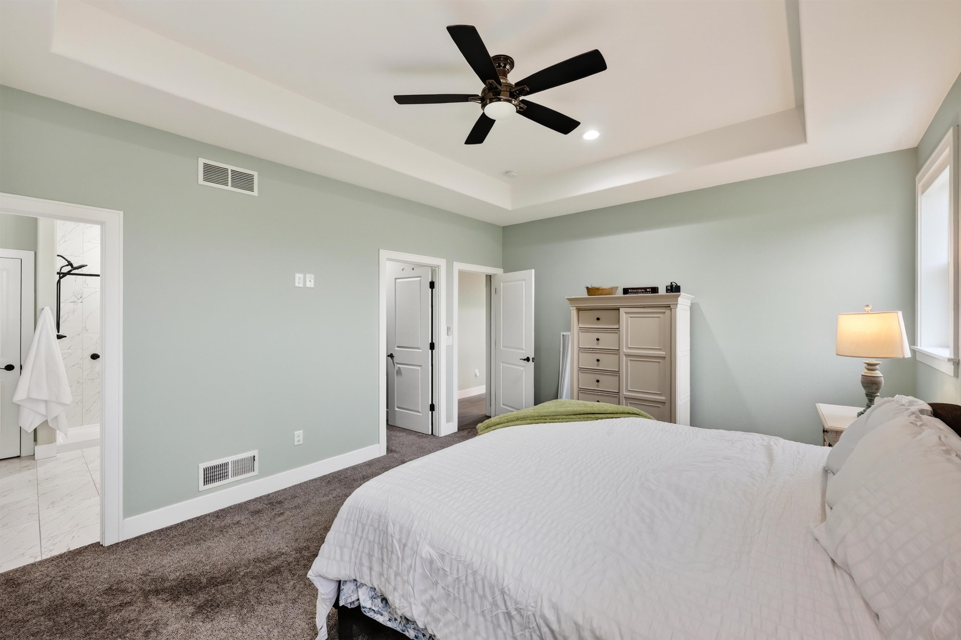 142 North Legacy Way Sun Prairie, WI 53590 - Photo 22 of 41 Gallery Image 22
