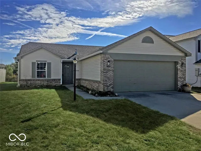 $1,950 | 2014 Tourmaline Drive, Westfield, IN 46074