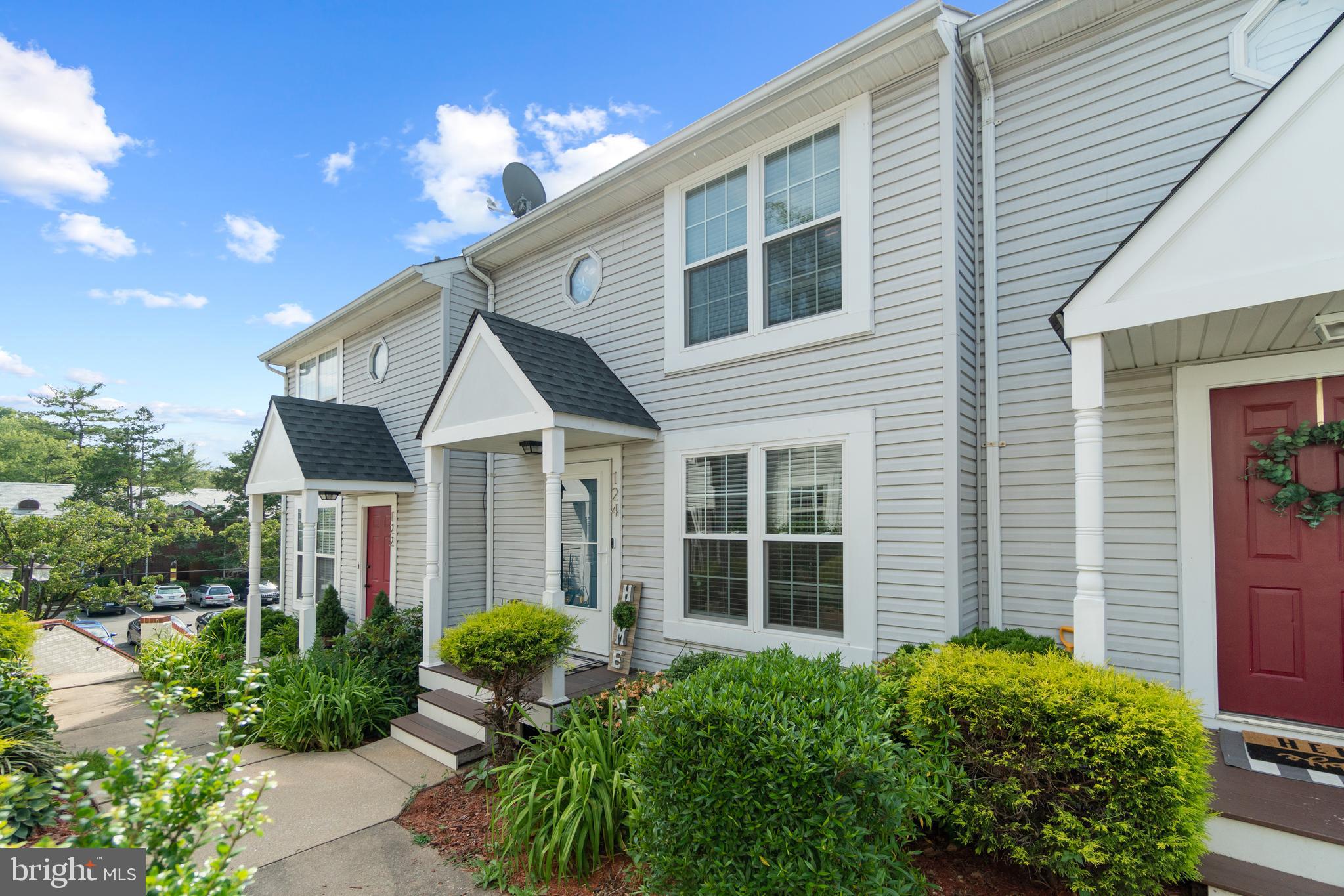 124 East Glebe Road Alexandria, VA 22305 - Photo 3 of 40