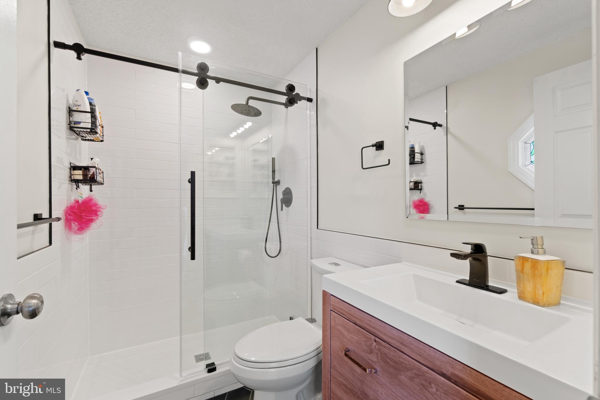 124 East Glebe Road Alexandria, VA 22305 - Photo 21 of 40