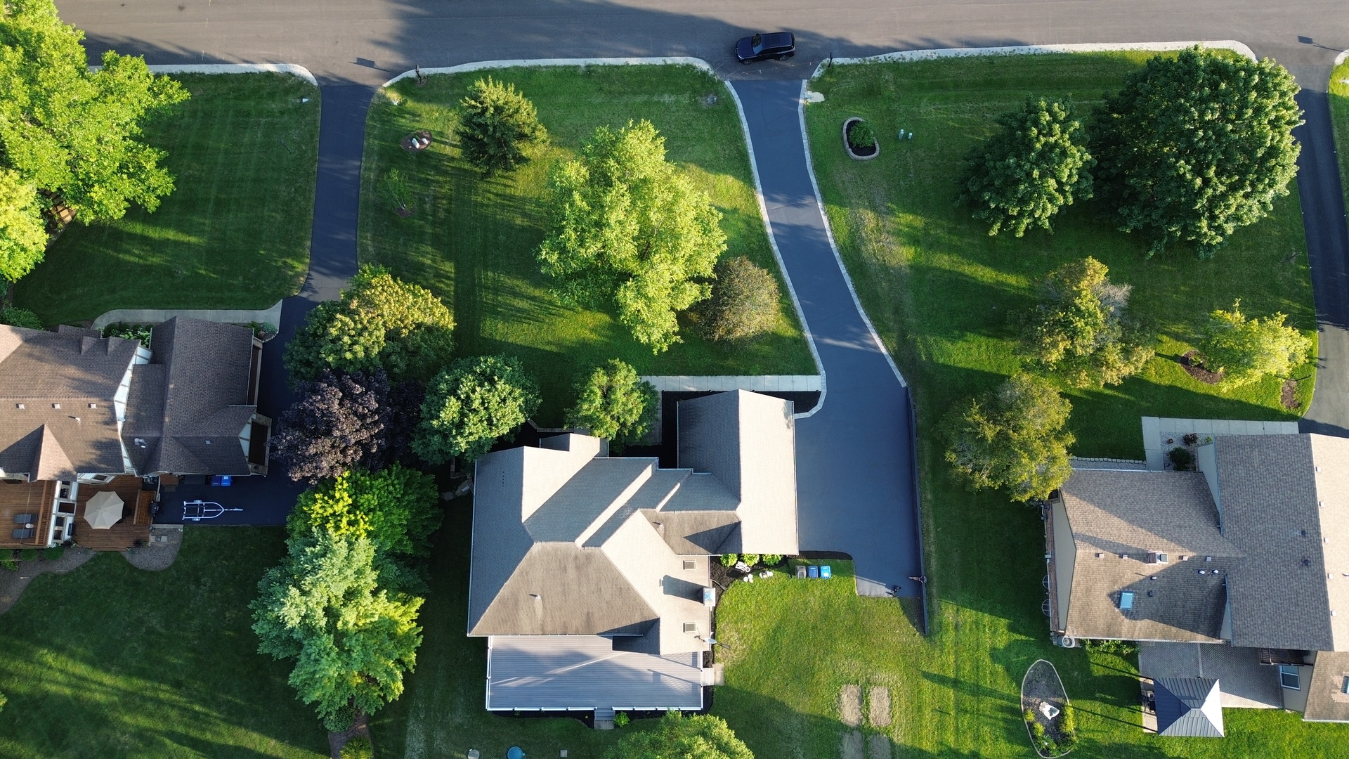 28798 Rivers Edge Drive Cary, IL 60013 - Photo 38 of 46 an aerial view of a house