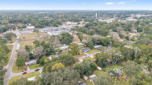 $239,999 | 440 Northeast 2nd Avenue, Williston, FL 32696