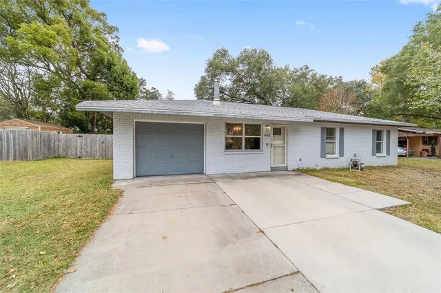 $239,999 | 440 Northeast 2nd Avenue, Williston, FL 32696