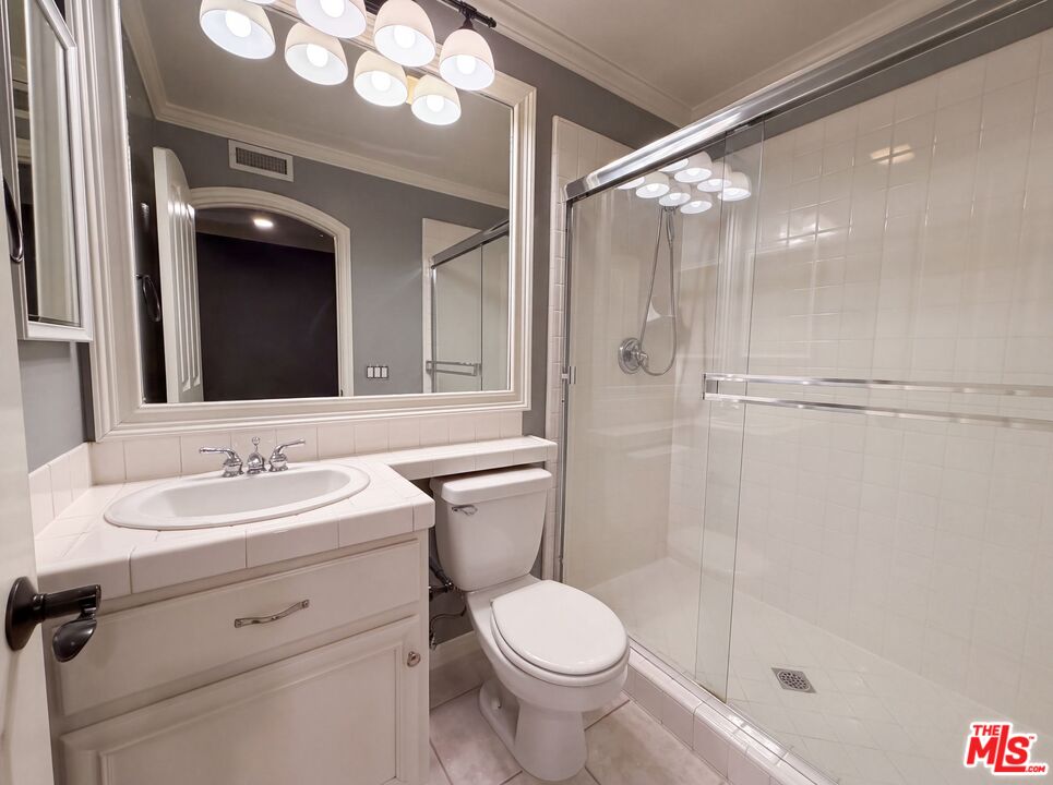 25701 Chestnut Way Stevenson Ranch, CA 91381 - Photo 18 of 35 Gallery Image 18